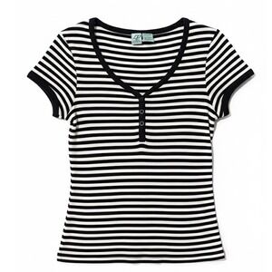 Love Potion Black White Striped V Neck Button Front Short‎ Sleeve Top Sz M Y2K